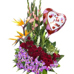 flores en cali: arreglo floral con orquideas y rosas + globo ref 7