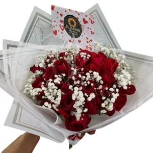 ramo de rosas con perla