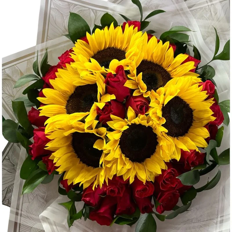 Ramo buchón de girasoles amarillos para entrega a domicilio en Cali.