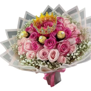 Ramo de 50 Rosas Rosadas con Corona y Ferreros Rocher ref 99
