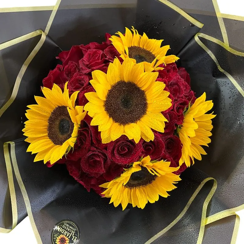 Ramo de 50 Rosas con Girasoles ref 121