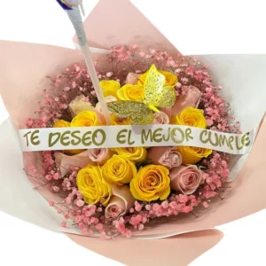 Ramo de Rosas en 2 tonos con perla colorida + Frase Personaliza y Mariposa ref 125