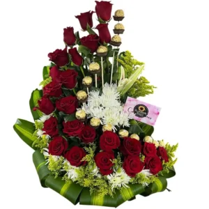 Arreglo de Rosas con Ferreros Rocher en Cali ref 157