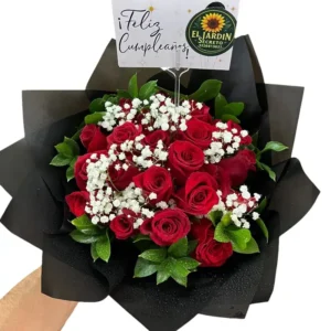 Ramo de Rosas con Rusco y Perla ref 191